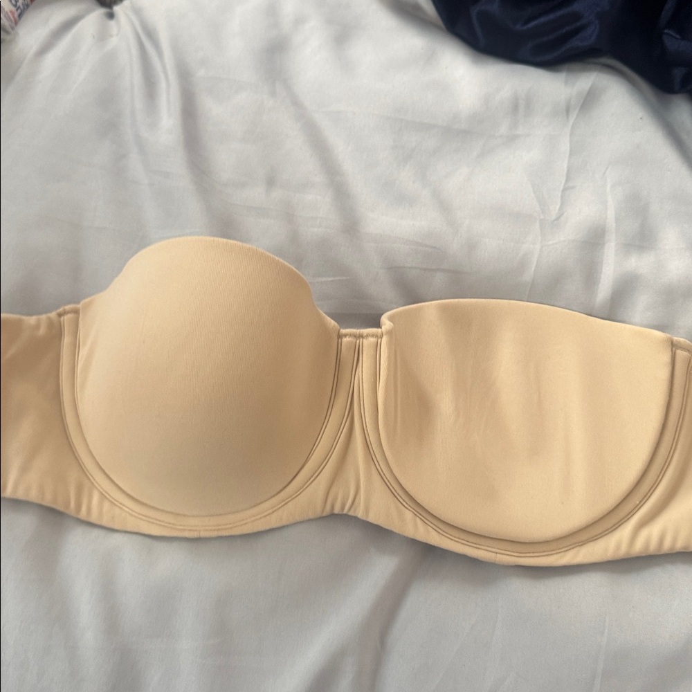 Skims Strapless Bra